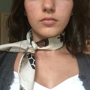 Neck scarf